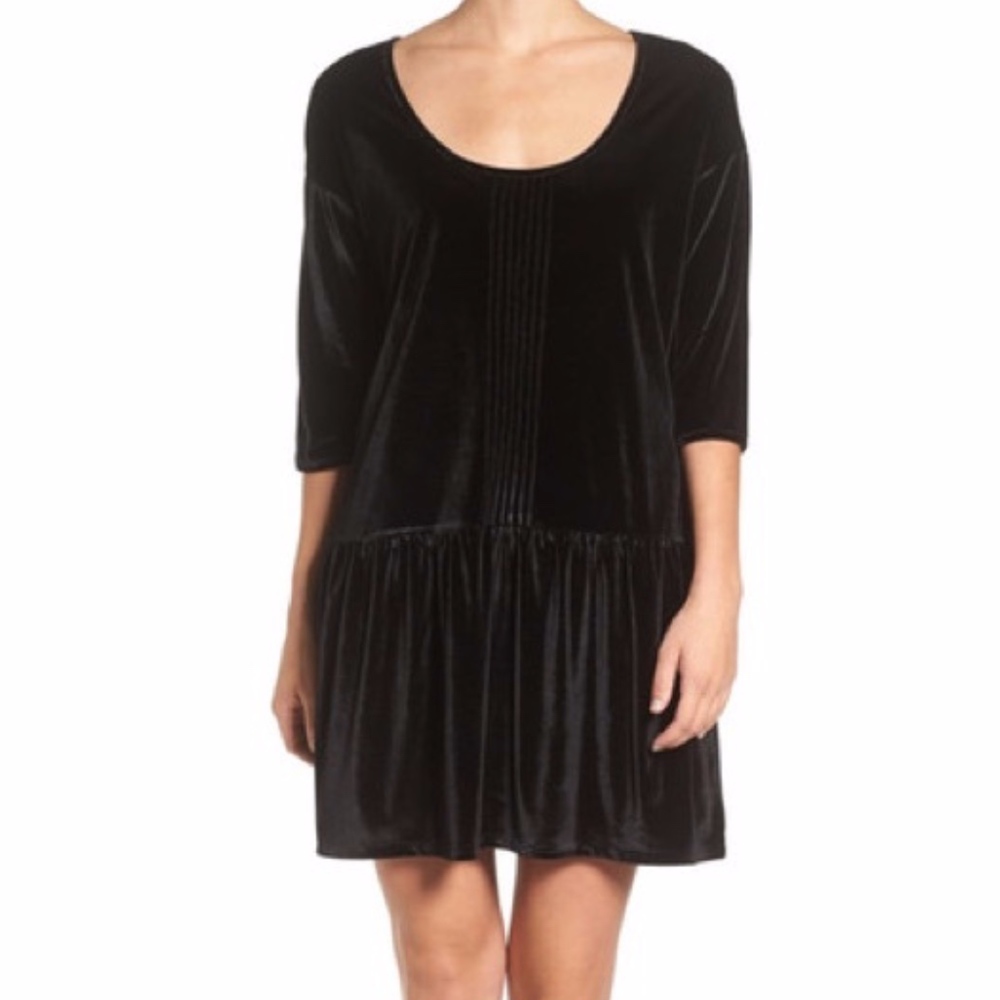 HINGE Velvet Drop Waist Shift Dress Black NWT